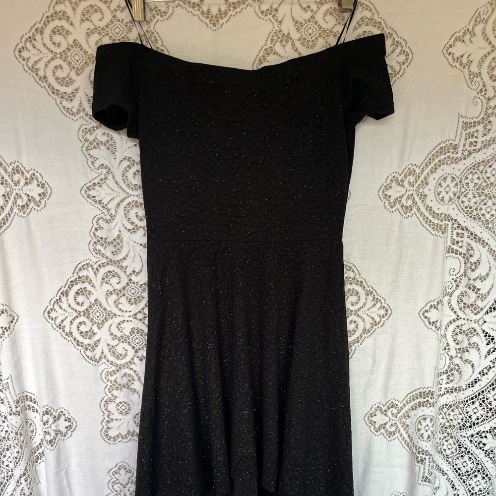 HIGH-LOW GLITTER DRESS